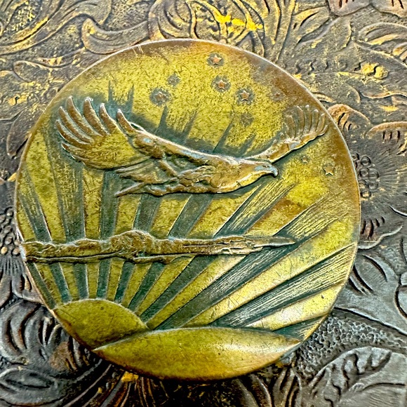Vintage Brass Belt Buckle - Picture 1 of 2